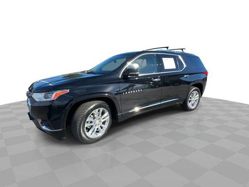 Mosaic Black Metallic 2019 Chevrolet Traverse High Country