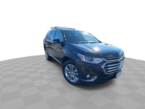 Mosaic Black Metallic 2019 Chevrolet Traverse High Country