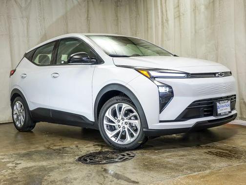Summit White 2027 Chevrolet Bolt LT FWD