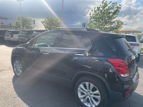 Mosaic Black Metallic 2020 Chevrolet Trax Premier