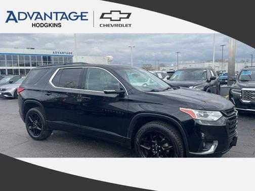Mosaic Black Metallic 2019 Chevrolet Traverse LT Cloth
