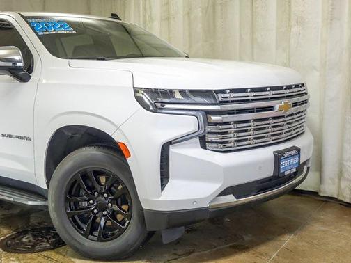2022 Chevrolet Suburban LT