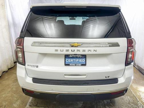 2022 Chevrolet Suburban LT