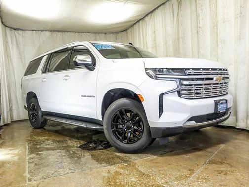 2022 Chevrolet Suburban LT