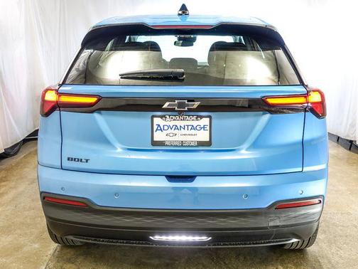 Marina Blue Metallic 2027 Chevrolet Bolt LT FWD