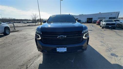 2023 Chevrolet Suburban RST