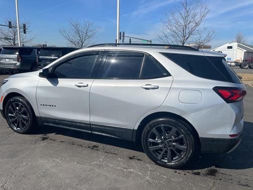 2022 Chevrolet Equinox AWD RS