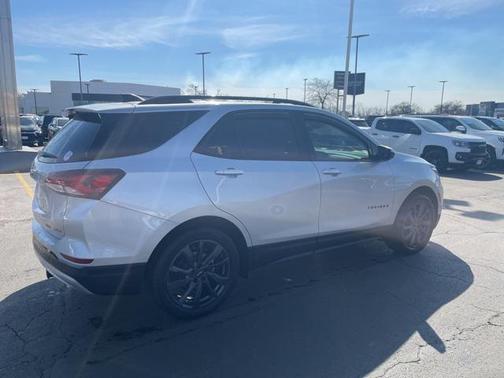 2022 Chevrolet Equinox AWD RS