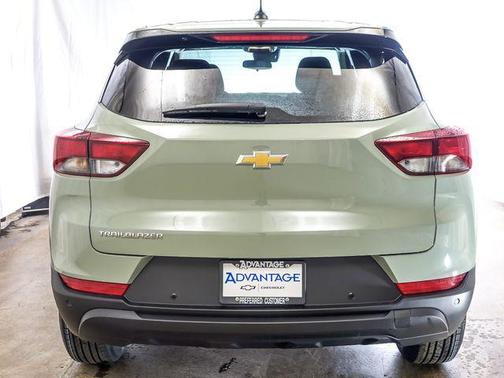 Cacti Green 2026 Chevrolet Trailblazer LS