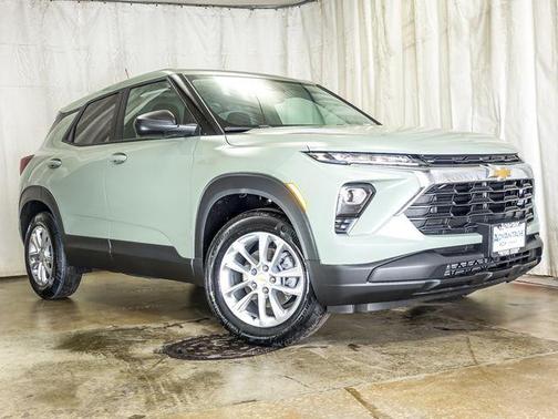 Cacti Green 2026 Chevrolet Trailblazer LS