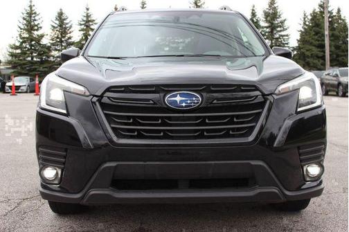 Crystal Black Silica 2024 Subaru Forester Premium