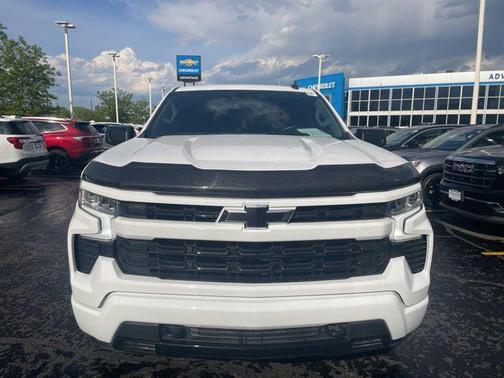 Summit White 2022 Chevrolet Silverado 1500 RST
