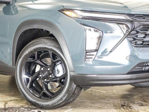 Cypress Gray 2026 Chevrolet Trax LT