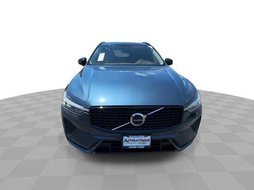 Denim Blue Metallic 2024 Volvo XC60 B5 Plus Dark Theme