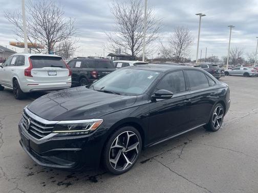 2020 Volkswagen Passat 2.0T R-Line
