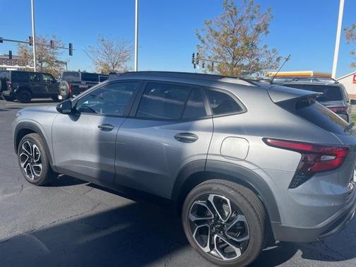 2025 Chevrolet Trax FWD 2RS