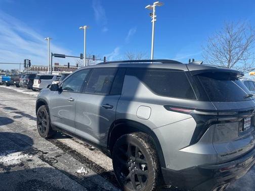 2025 Chevrolet Traverse RS