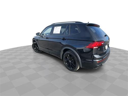 2022 Volkswagen Tiguan 2.0T SE R-Line Black 4MOTION