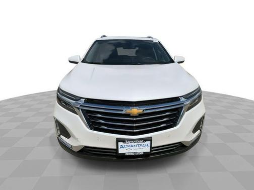 Iridescent Pearl Tricoat 2023 Chevrolet Equinox Premier w/1LZ