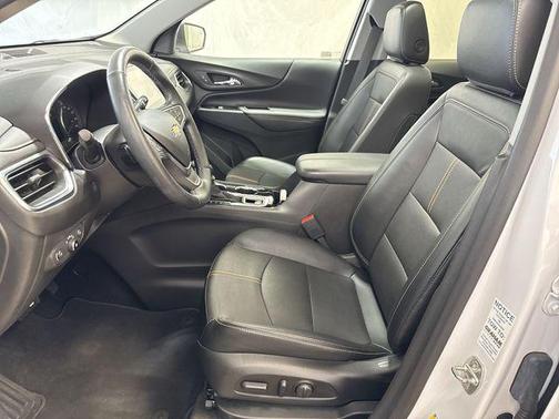 Iridescent Pearl Tricoat 2023 Chevrolet Equinox Premier w/1LZ