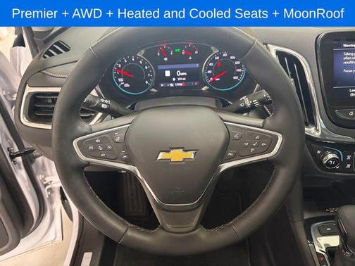 Iridescent Pearl Tricoat 2023 Chevrolet Equinox Premier w/1LZ