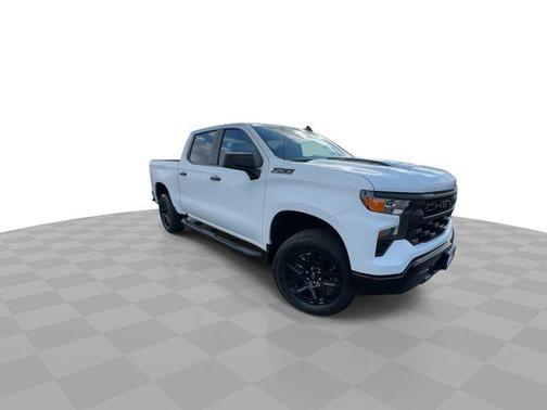 Summit White 2024 Chevrolet Silverado 1500 Custom Trail Boss