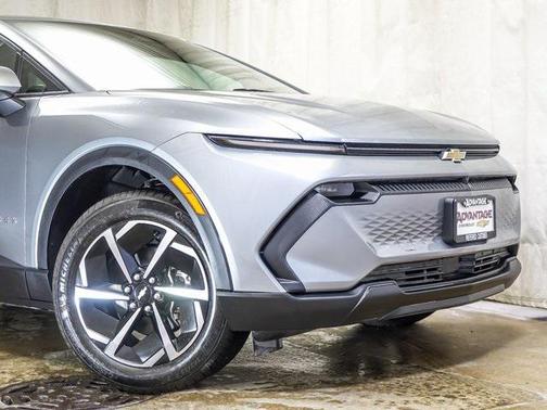 2025 Chevrolet Equinox EV LT