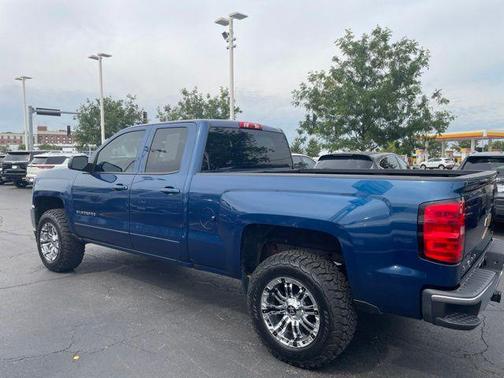 Deep Ocean Blue Metallic 2017 Chevrolet Silverado 1500 1LT