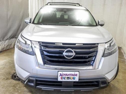 2022 Nissan Pathfinder SV 4WD