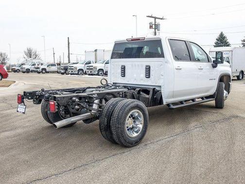 2026 Chevrolet Silverado 3500 LT