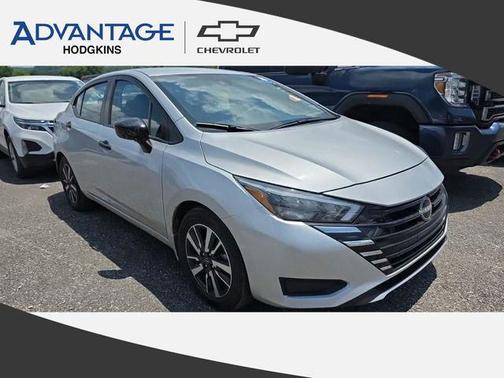 Brilliant Silver Metallic 2025 Nissan Versa 1.6 S
