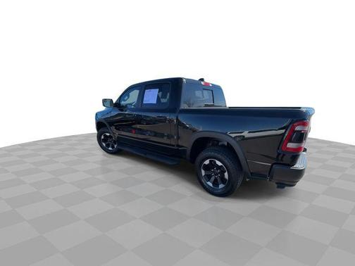Diamond Black Crystal Pearlcoat 2023 RAM 1500 Rebel