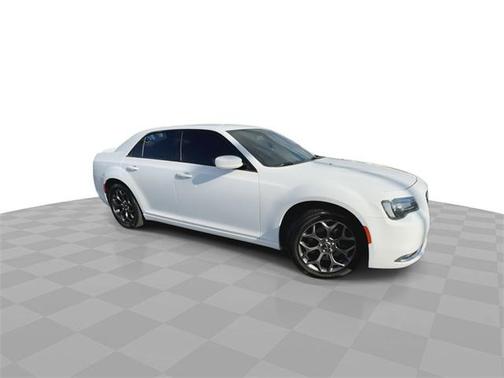 2018 Chrysler 300 S