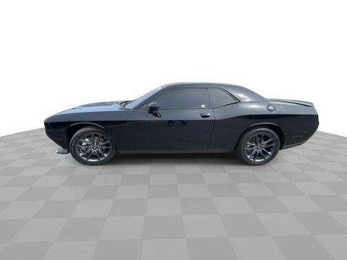 Pitch Black Clearcoat 2022 Dodge Challenger GT