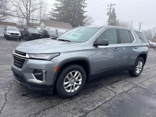2023 Chevrolet Traverse LS