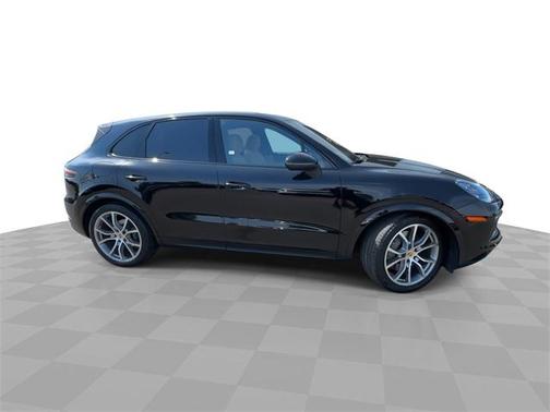 2019 Porsche Cayenne S