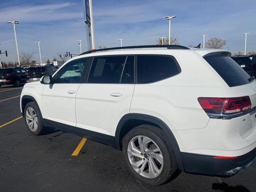 2021 Volkswagen Atlas 2.0T SE w/Technology 4MOTION