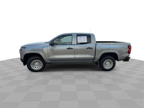 2024 Chevrolet Colorado WT