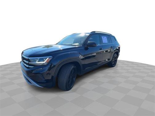2022 Volkswagen Atlas 3.6L SE w/Technology