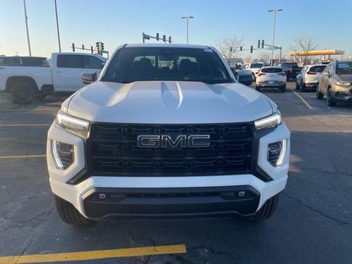 2024 GMC Canyon Elevation