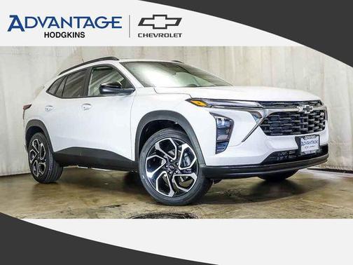 Summit White 2026 Chevrolet Trax FWD 2RS