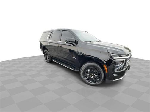 2025 Chevrolet Tahoe LS