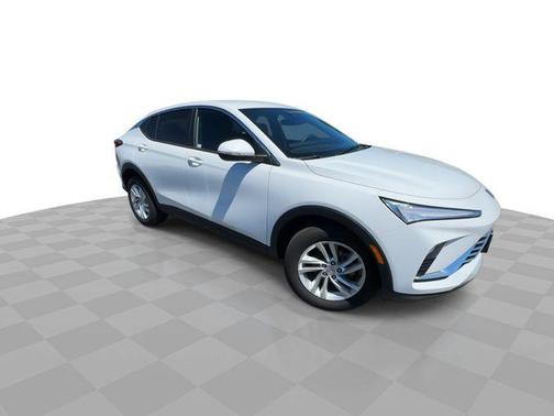 Summit White 2024 Buick Envista Preferred FWD