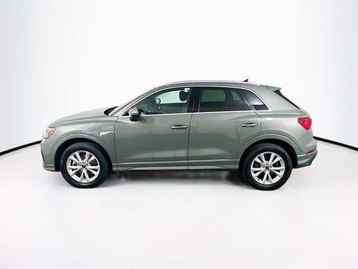 2024 Audi Q3 Premium 45 TFSI S line quattro Tiptronic