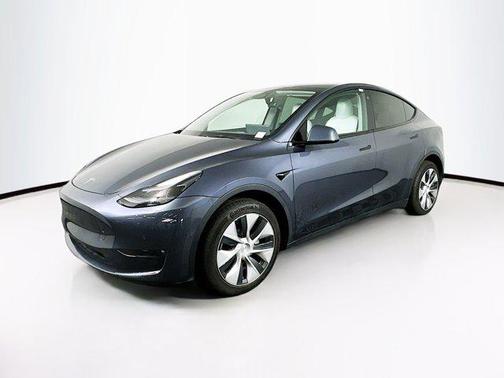 2022 Tesla Model Y Long Range Dual Motor All-Wheel Drive
