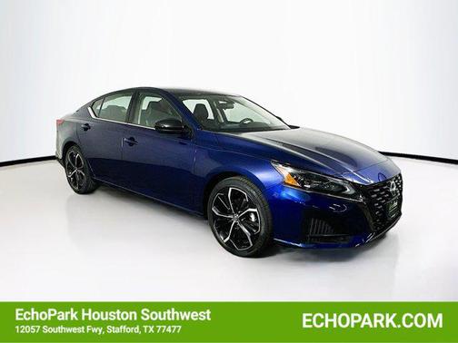 2024 Nissan Altima SR FWD