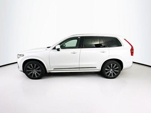 2025 Volvo XC90 B5 Core