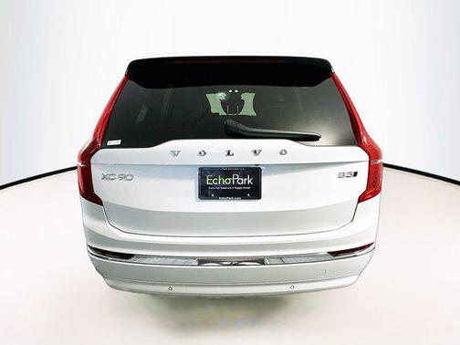 2025 Volvo XC90 B5 Core