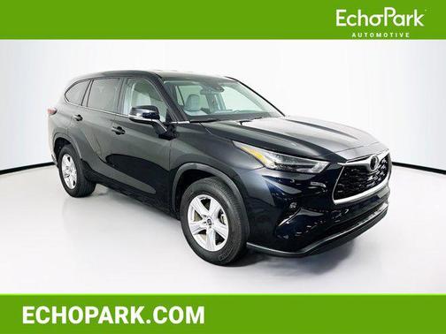 2024 Toyota Highlander LE