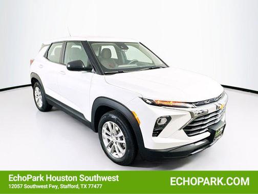 Summit White 2024 Chevrolet Trailblazer LS